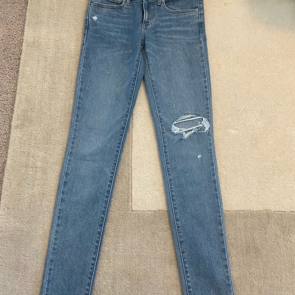Levi’s Skinny 711 Jeans